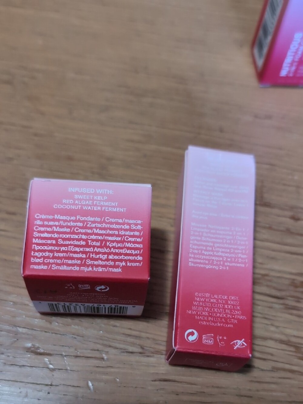 Estee Lauder Skincare Set - Picture 9 of 10